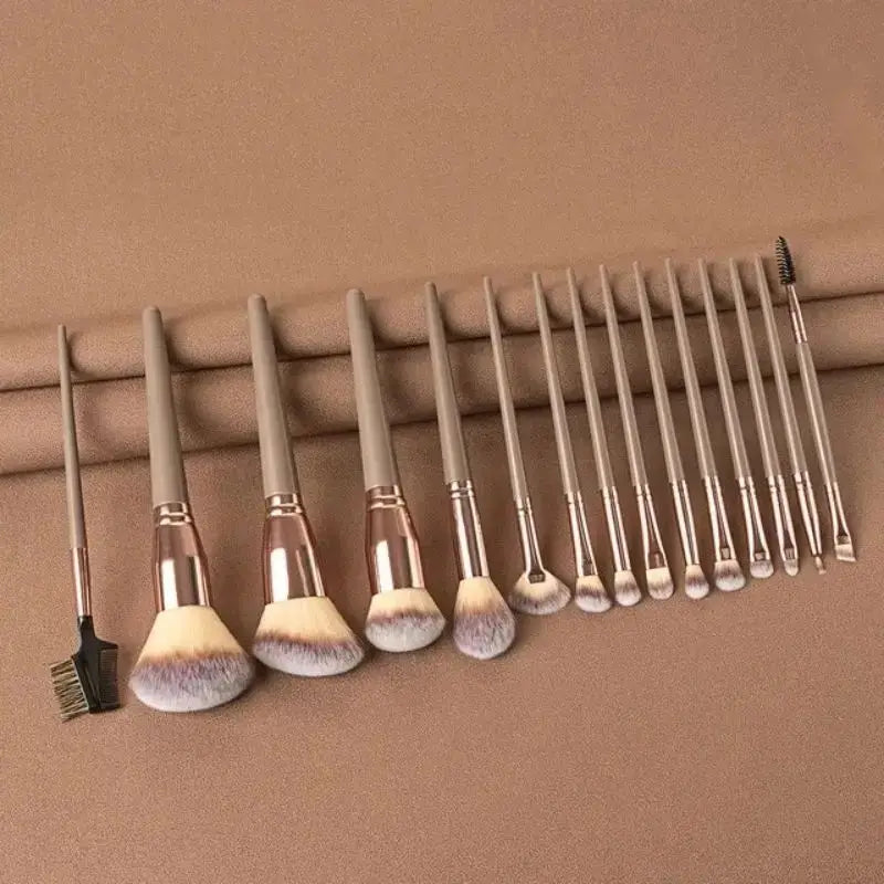 Pinceaux de Maquillage – 7 ou 15 pièces